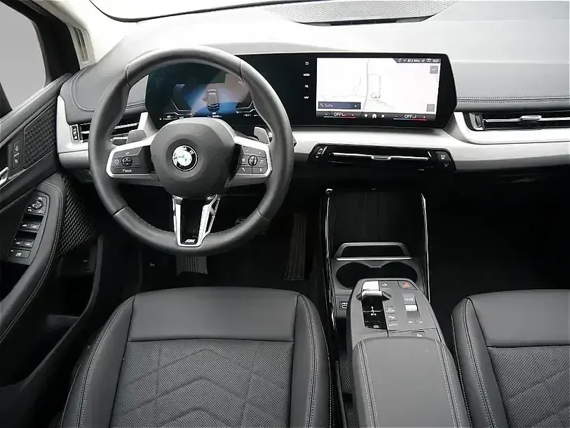 Gebraucht BMW 218 Luxury Line 136 PS (100 kW) 2024 Phytonicblau Coupé