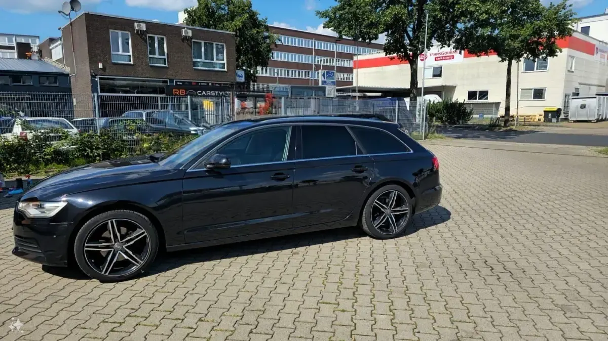 Gebraucht Audi A6 204 PS (150 kW) 2012 Schwarz Kombi