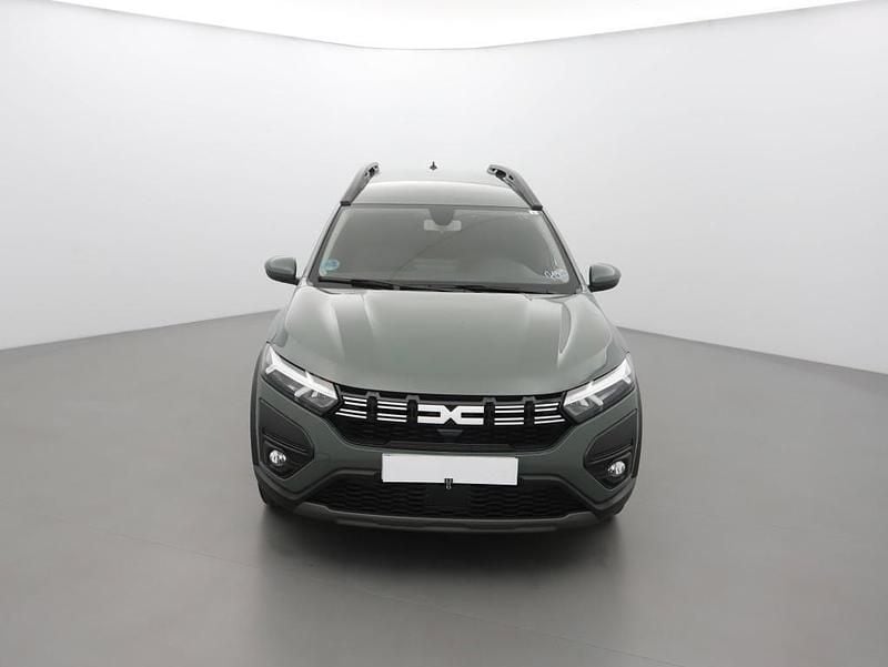 Usata Dacia Jogger Expression 111 CV (81 kW) 2024 Verde Monovolume
