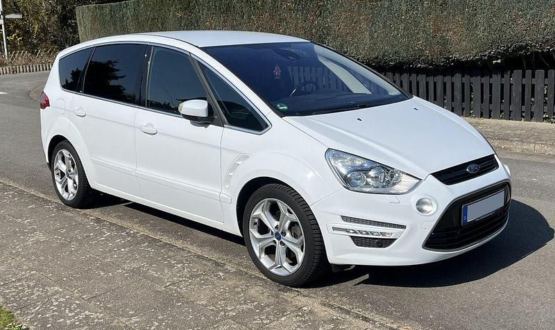 Gebraucht Ford S-MAX Titanium 200 PS (147 kW) 2011 Weiß Van / Kleinbus