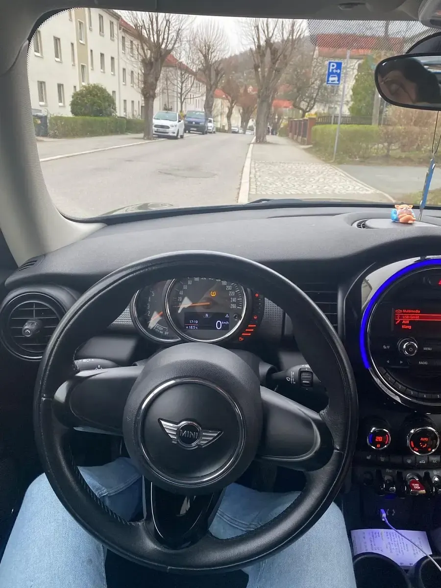 Gebraucht Mini One D 97 PS (71 kW) 2017 Grün Kleinwagen