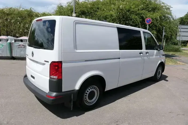 Gebraucht VW T6.1 150 PS (110 kW) 2022 Weiß Van