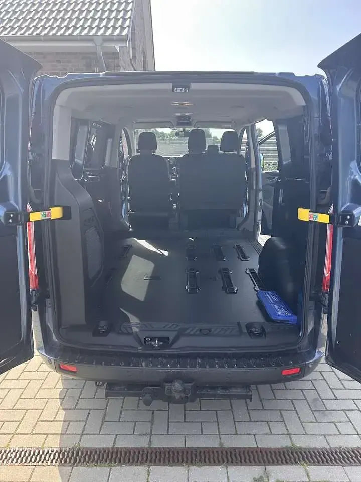 Usado Ford Transit Custom Basis 105 HP (77 kW) 2020 Azul Van