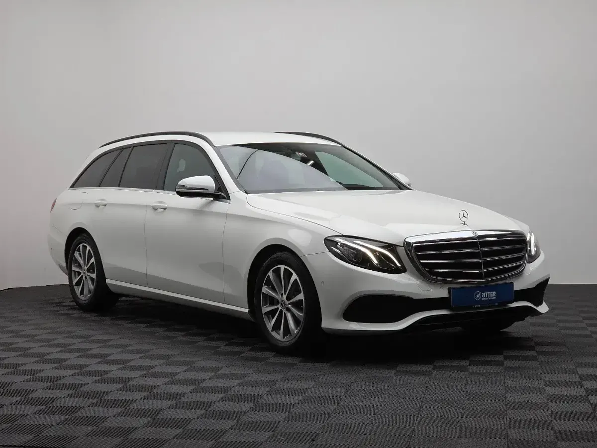 Gebraucht Mercedes E200 160 PS (117 kW) 2020 Weiß Kombi