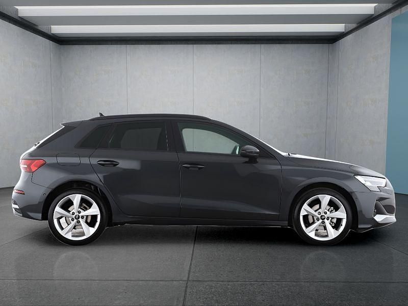 Gebraucht Audi A3 Sportback 116 PS (85 kW) 2024 Grau Kleinwagen