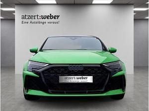 Neu Audi RS3 400 PS (294 kW) 2025 Grün (kyalamigrün) Limousine