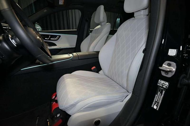 Gebraucht Mercedes E300 Night 313 PS (230 kW) 2025 Schwarz Limousine