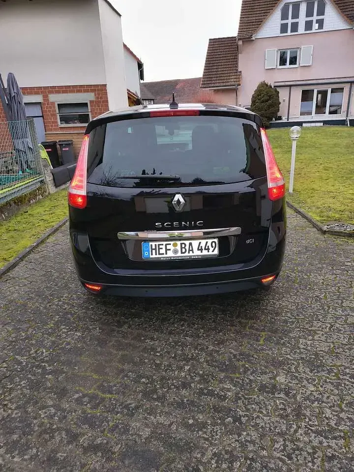 Gebraucht Renault Grand Scénic III 131 PS (96 kW) 2013 Schwarz Van / Kleinbus