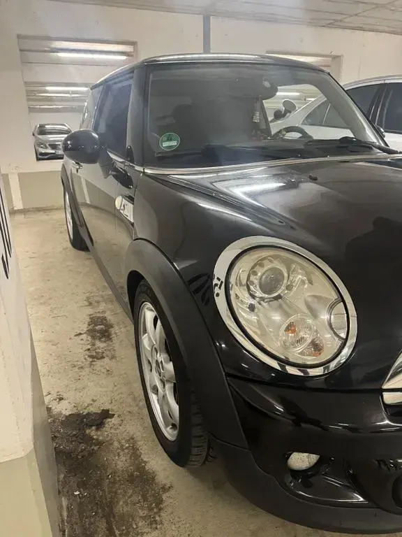 Usata Mini Cooper S 174 CV (127 kW) 2009 Nero Utilitaria