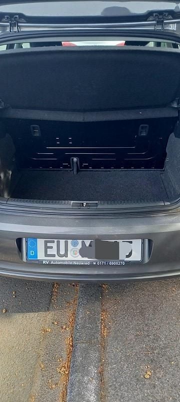Grau Gebraucht 2013 VW Polo Kleinwagen | 3.900 € (Guter Preis) - Bild 1/4