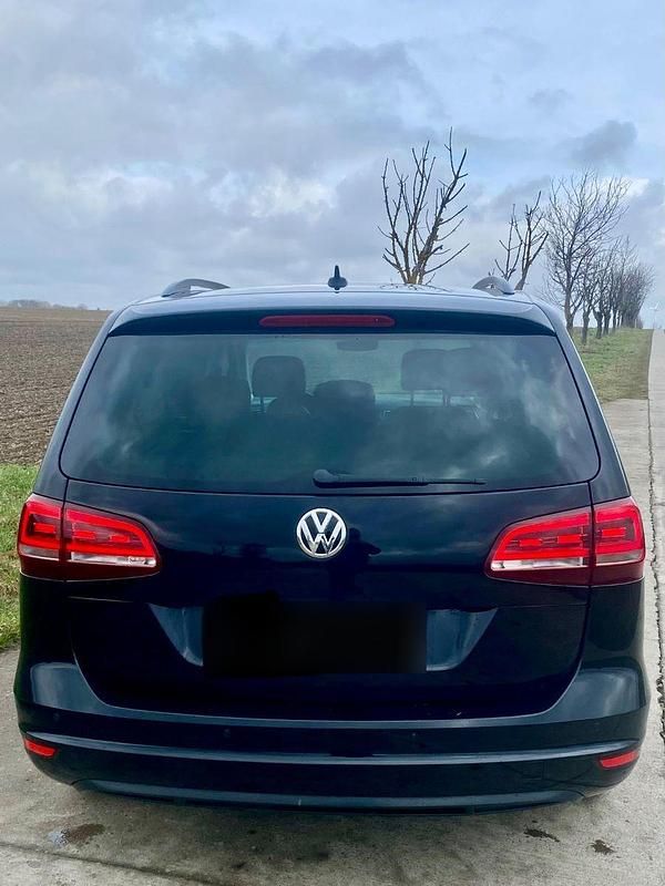 Gebraucht VW Sharan Comfortline 150 PS (110 kW) 2016 Schwarz Van / Kleinbus