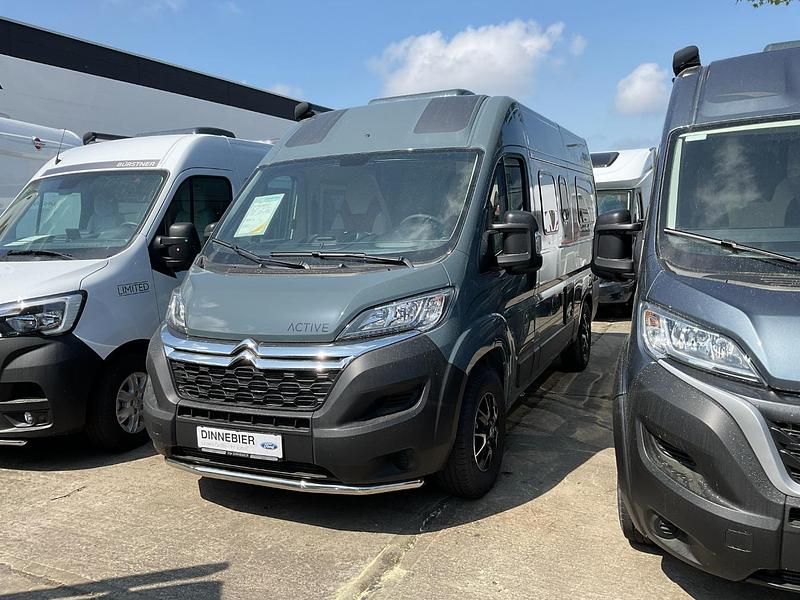 Gebraucht Buerstner Campeo 140 PS (102 kW) 2024 Grau Van