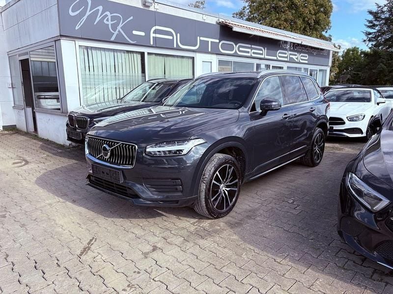 Grau Gebraucht 2021 Volvo XC90 Momentum SUV | 37.990 € (Superpreis) - Bild 1/4