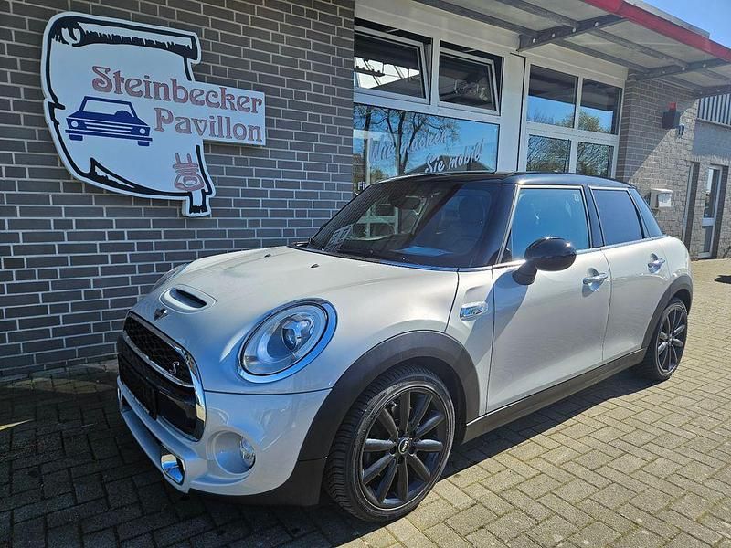 Second-hand Mini Cooper SD 170 CP (125 kW) 2017 Argintiu Hatchback