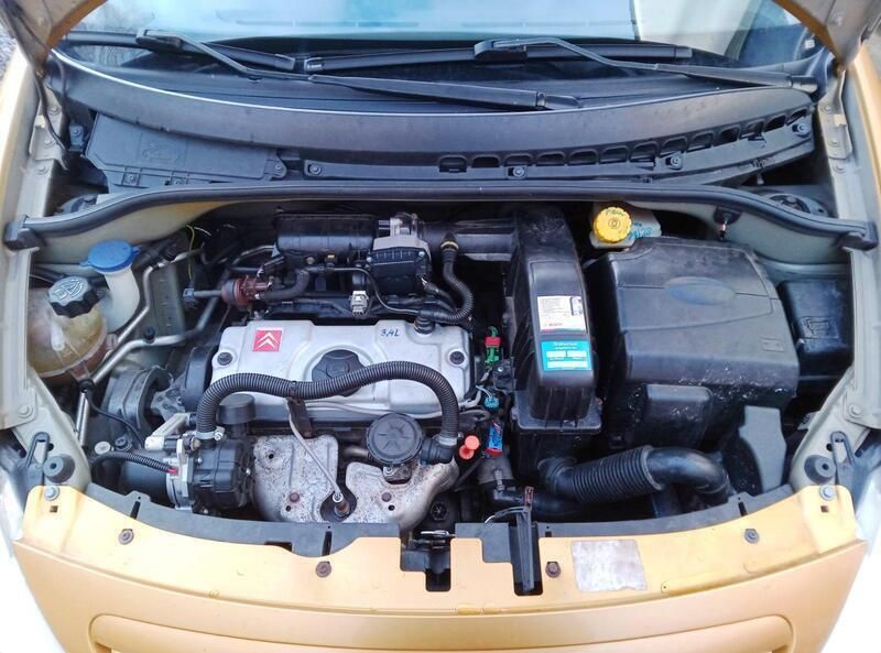 Gold Gebraucht 2002 Citroën C3 Kleinwagen | 3.200 € (Teuer) - Bild 1/4
