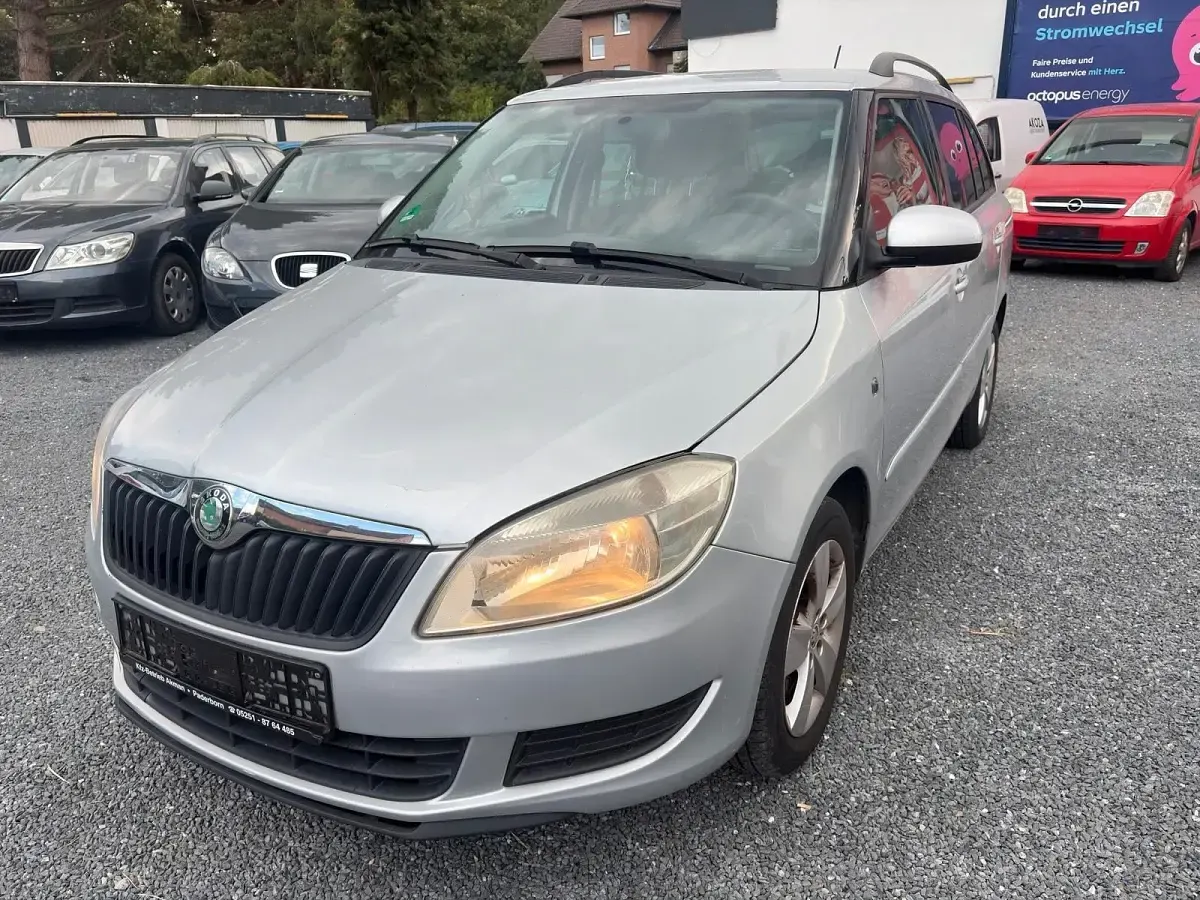 Gebraucht Skoda Fabia 105 PS (77 kW) 2013 Silber Limousine