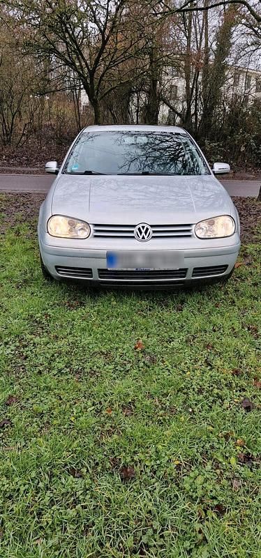 Gebraucht VW Golf IV 115 PS (84 kW) 2000 Silber Limousine
