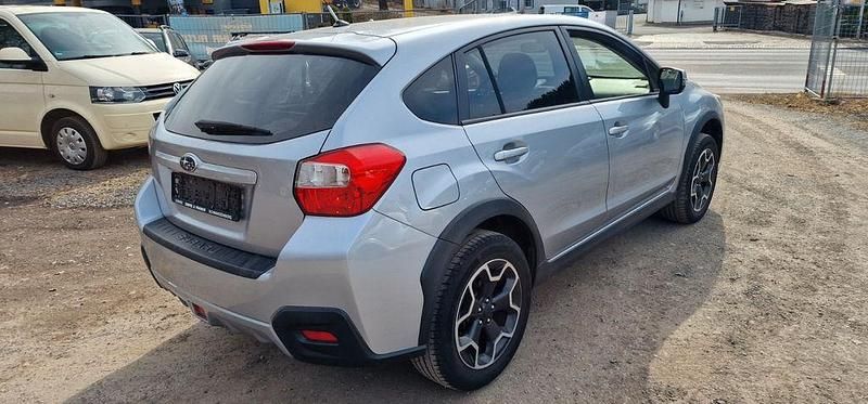 Gebraucht Subaru XV Comfort 147 PS (108 kW) 2012 Silber SUV