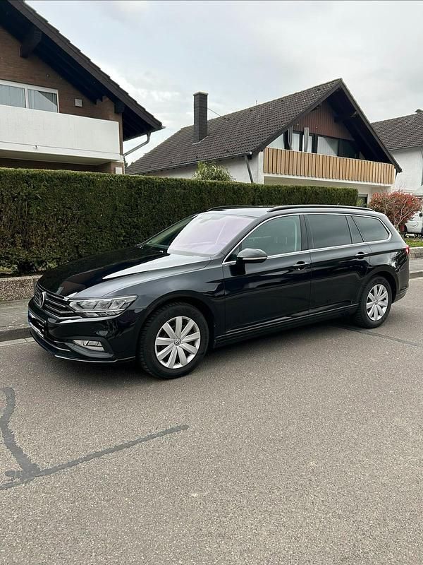 Gebraucht VW Passat Business 190 PS (139 kW) 2019 Schwarz Kombi