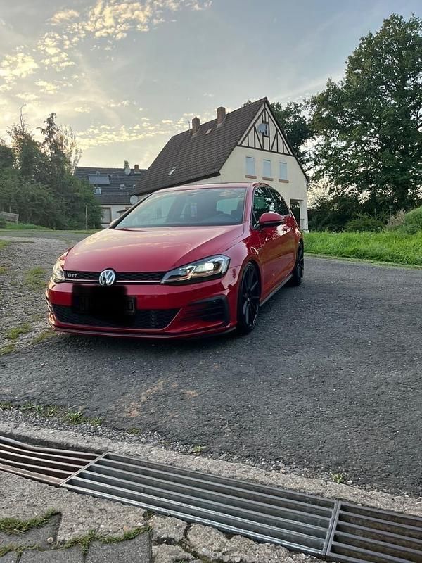 Gebraucht VW Golf GTI 230 PS (169 kW) 2017 Rot Coupé