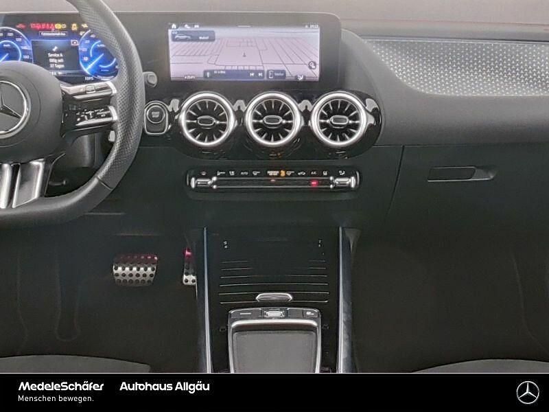 Gebraucht Mercedes EQA350 Advanced 214 kW (292 PS) 2024 Lack mountaingrau SUV