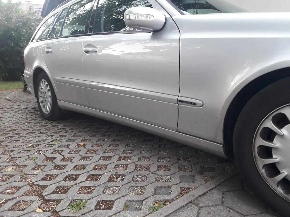 Gebraucht Mercedes E270 Classic 2004 Silber Kombi