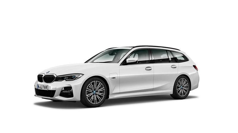 Gebraucht BMW 330 Shadowline 184 PS (135 kW) 2026 Kombi