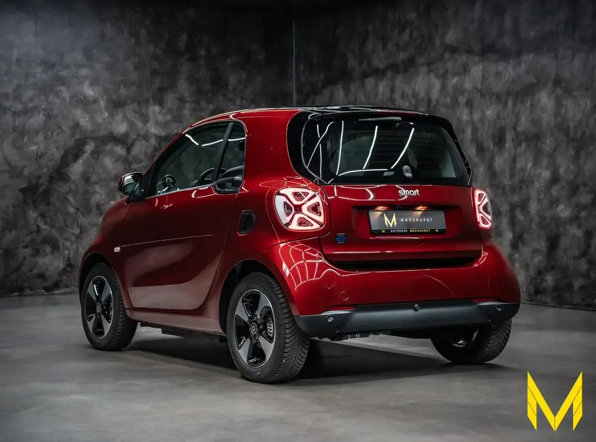 Gebraucht Smart ForTwo Coupé Passion Exclusive 60 kW (82 PS) 2024 Rot Coupé