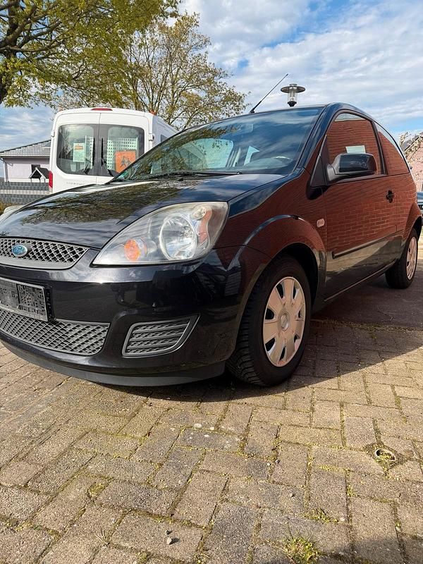 Gebraucht Ford Fiesta 60 PS (44 kW) 2008 Schwarz Kleinwagen