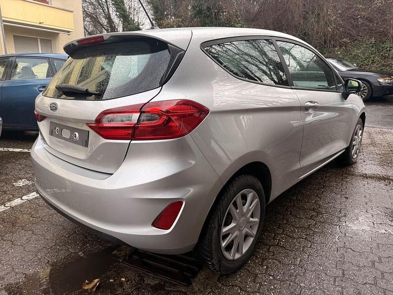 Gebraucht Ford Fiesta Trend 71 PS (52 kW) 2018 Silber Kleinwagen
