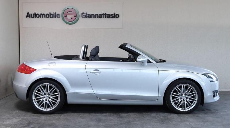 Silber Gebraucht 2007 Audi TT Roadster Sport Cabrio | 10.990 € (Fairer Preis) - Bild 1/4