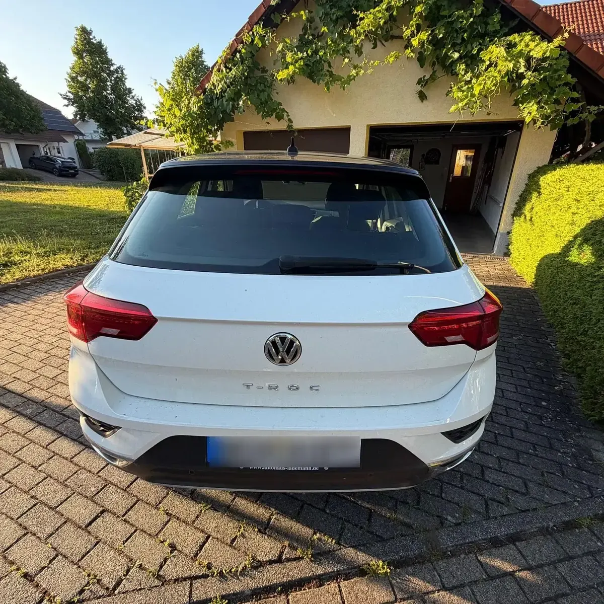 Gebraucht VW T-Roc 150 PS (110 kW) 2019 Weiß SUV