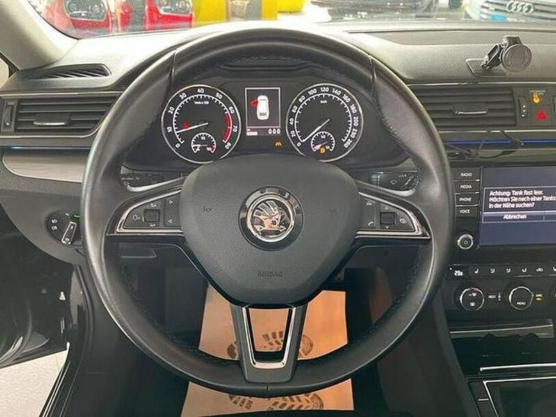 Gebraucht Skoda Superb 218 PS (160 kW) 2022 Andere Limousine