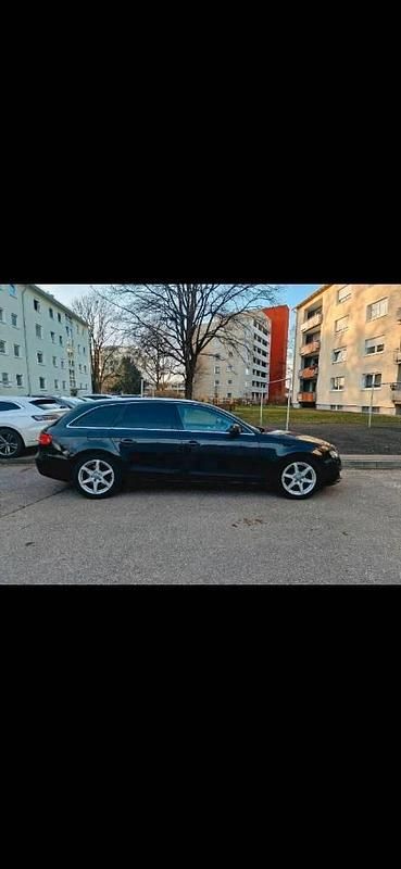 Gebraucht Audi A4 147 PS (108 kW) 2011 Schwarz Kombi