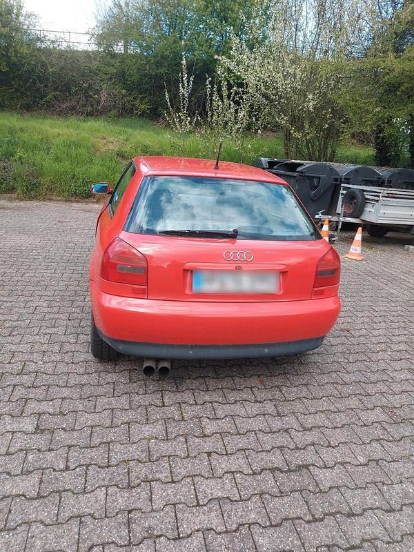 Usata Audi A3 150 CV (110 kW) 1999 Rosso Utilitaria