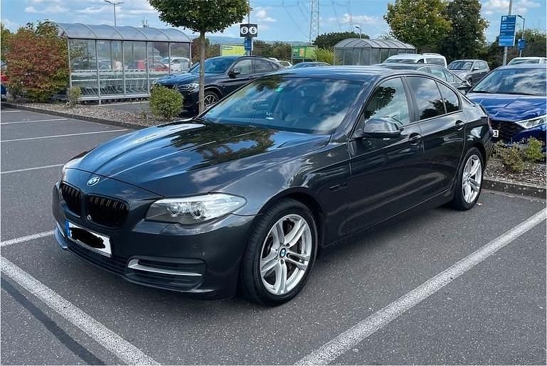 Grau Gebraucht 2014 BMW 530 Limousine | 14.500 € (Fairer Preis) - Bild 1/4