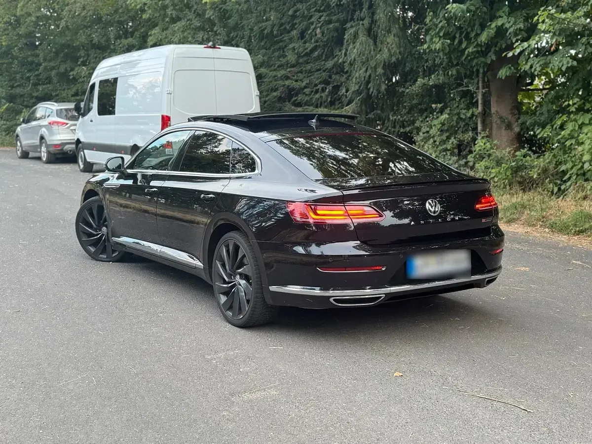 Gebraucht VW Arteon R-line 190 PS (139 kW) 2019 Schwarz Kleinwagen
