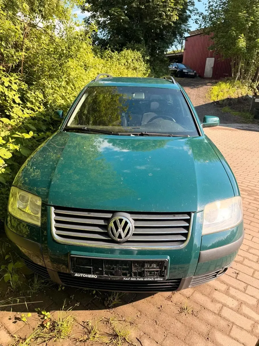 Gebraucht VW Passat 130 PS (95 kW) 2003 Grün Kombi
