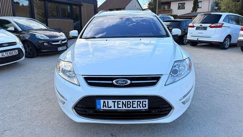Gebraucht Ford Mondeo Titanium 140 PS (102 kW) 2013 Weiß Limousine