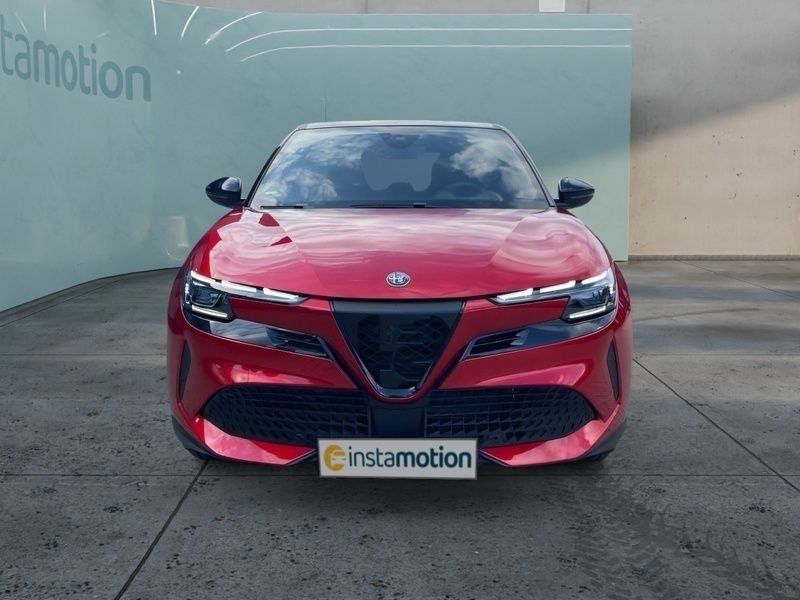Gebraucht Alfa Romeo Junior Edizione Speciale 114 kW (156 PS) 2024 Rot SUV