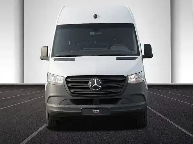 Begagnad Mercedes E-Sprinter 2022 Vit Van