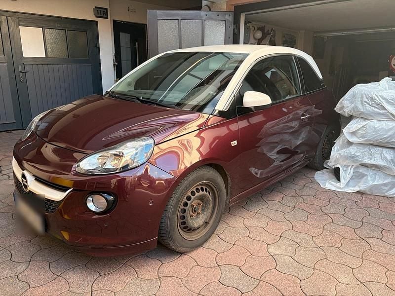 Usata Opel Adam 87 CV (63 kW) 2013 Utilitaria