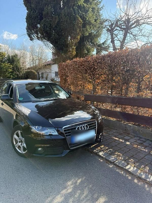 Gebraucht Audi A4 130 PS (95 kW) 2009 Schwarz Kombi