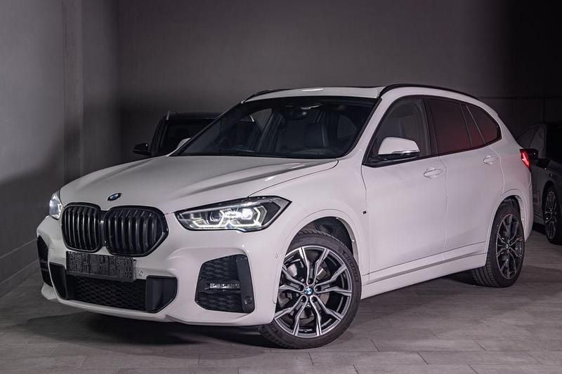 Weiß Gebraucht 2022 BMW X1 M Sport SUV | 29.980 € (Fairer Preis) - Bild 1/4