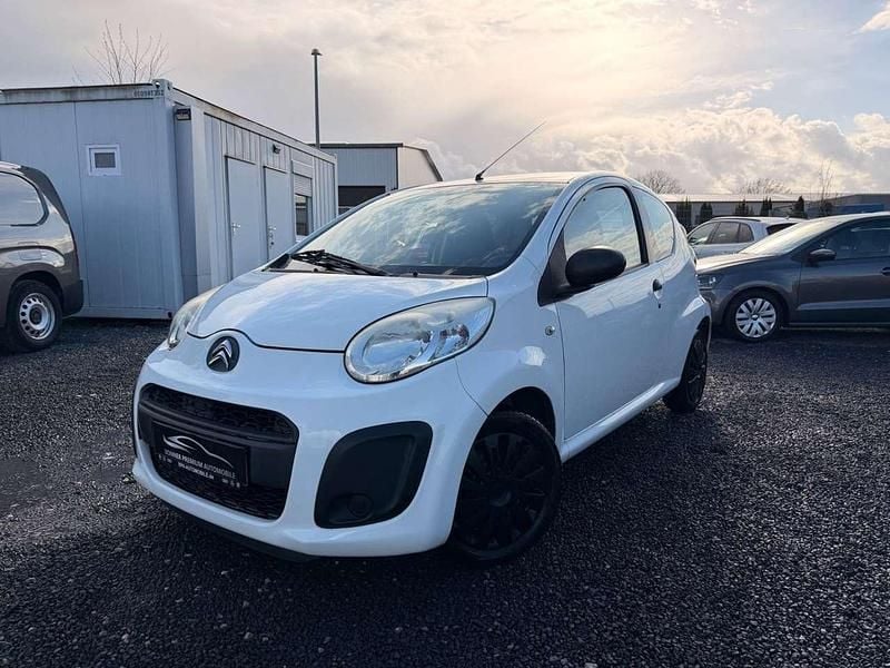 Gebraucht Citroën C1 Attraction 68 PS (50 kW) 2013 Weiß Kleinwagen