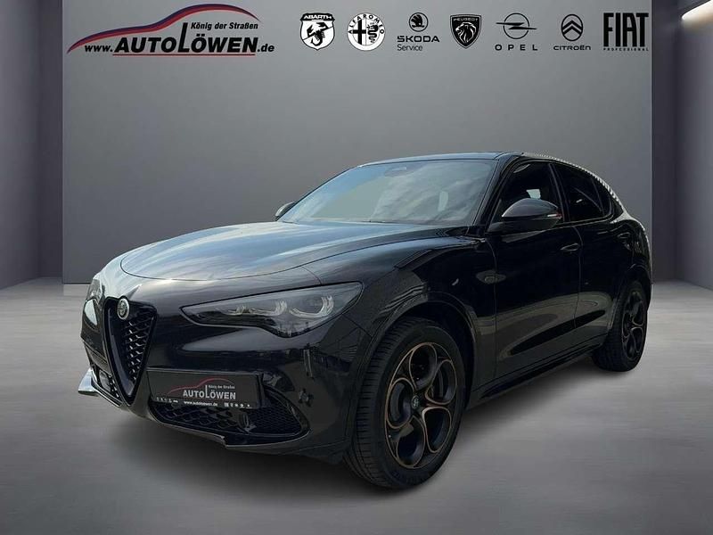 Nero vulcano, metallic Neu 2025 Alfa Romeo Stelvio SUV | 68.200 € (Fairer Preis) - Bild 1/4
