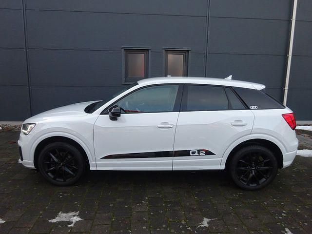 Weiß Gebraucht 2018 Audi Q2 Sport SUV | 21.390 € (Teuer) - Bild 1/2