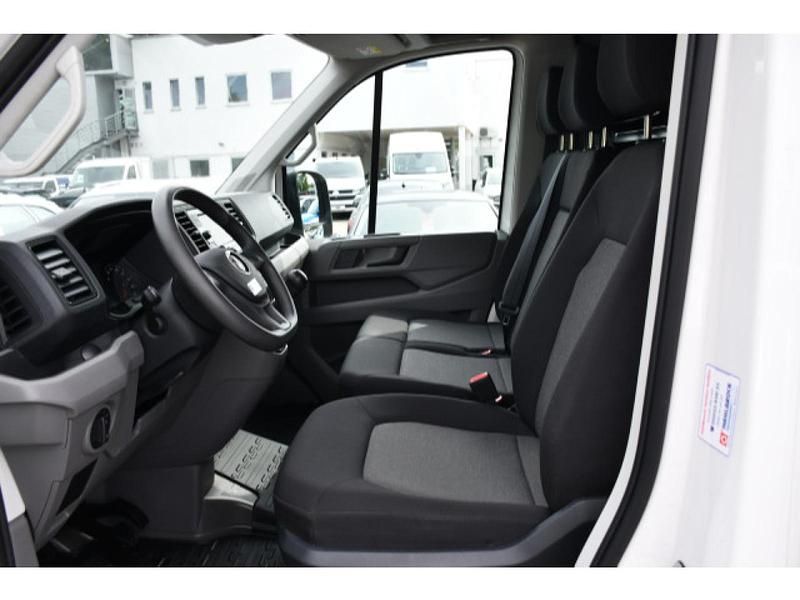 Gebraucht VW Crafter 177 PS (130 kW) 2022 Candyweiß Van