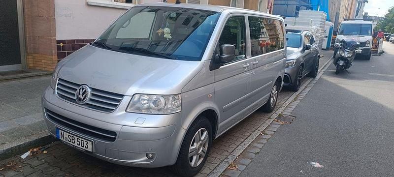 Gebraucht VW Multivan Highline 174 PS (127 kW) 2009 Silber Van