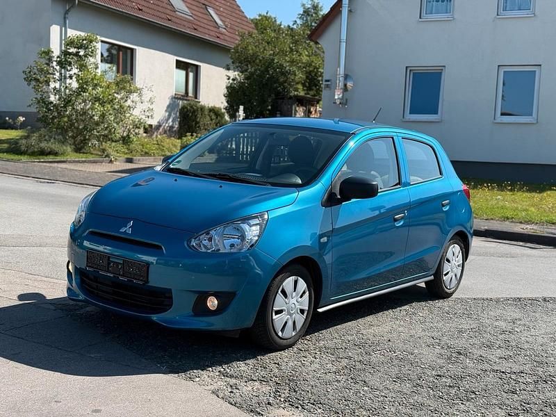 Blau Gebraucht 2015 Mitsubishi Space Star Top Kleinwagen | 4.750 € - Bild 1/4